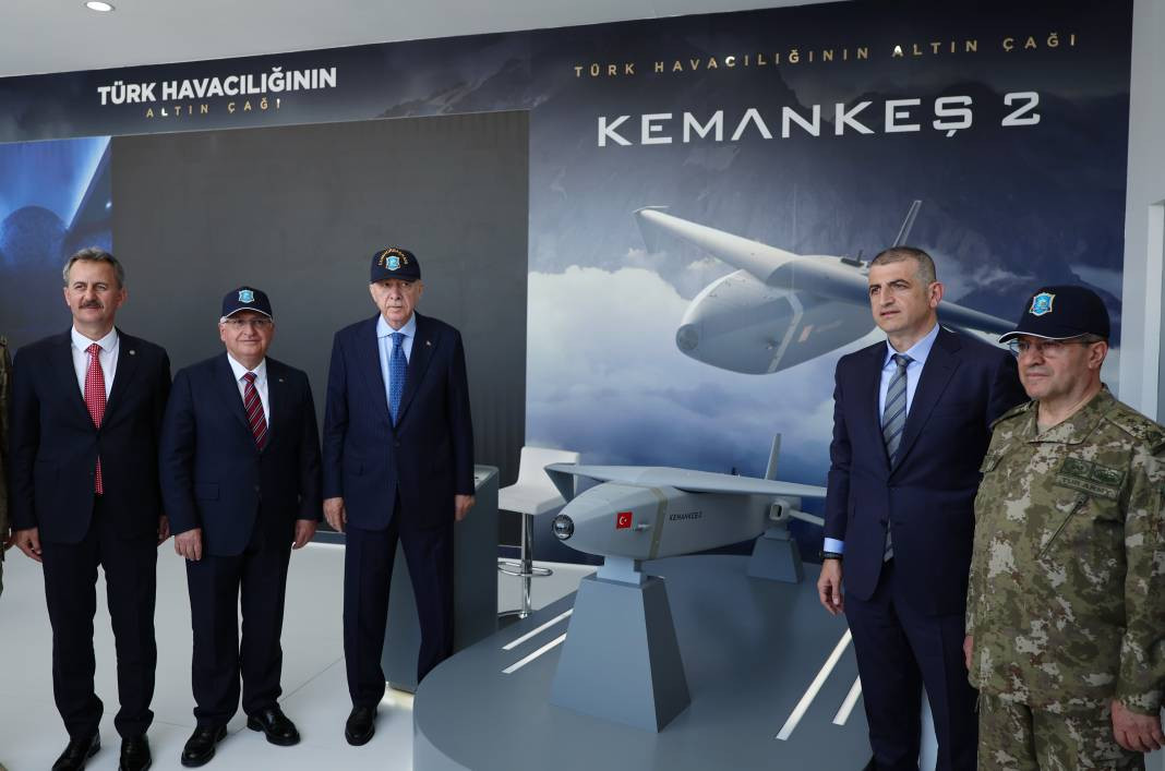 Erdoğan Savunma Sanayii Fuarı'nı gezdi - Resim: 23